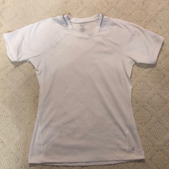 MEC workout top bundle, size small - Picture 6 of 9